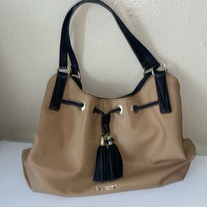 Liz Clairborne Leanne 4 Poster Shoulder Bag Tan and Black